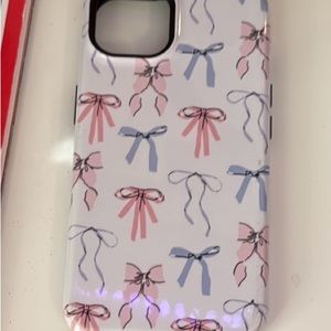 Casely bow phone case ( iPhone 13 & 14 )